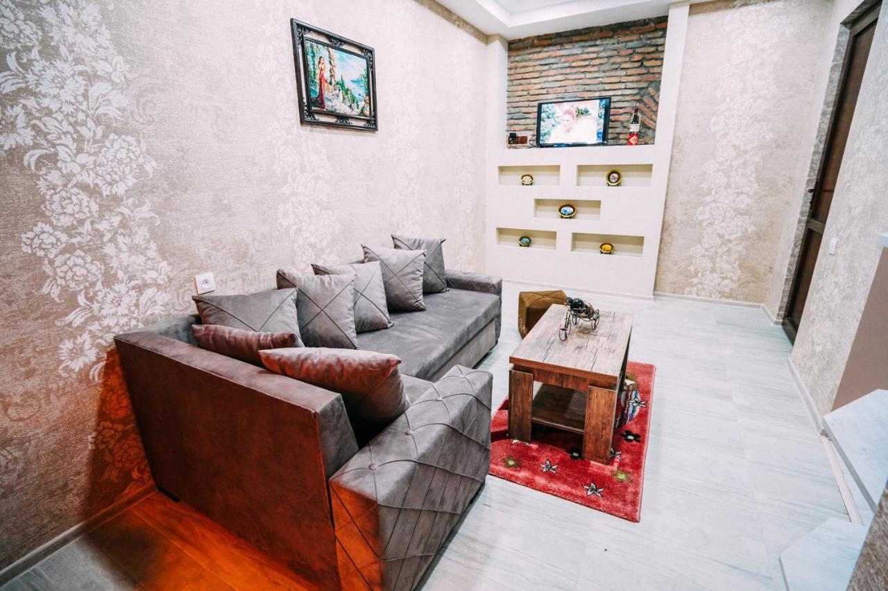 Second House Rustaveli *
