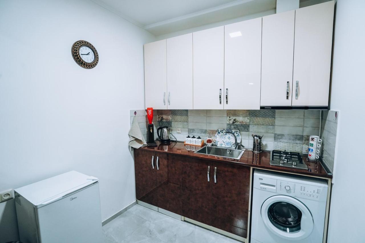 Second House Rustaveli * تبليسي